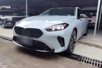 宝马2系 2025款 225L M运动曜夜套装