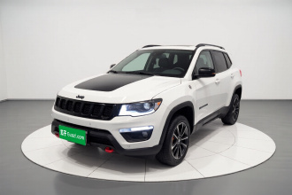 Jeep 指南者 2017款 200TS 自动高性能四驱版