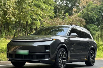 理想汽车 理想L8 2023款 Air