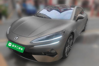 腾势Z9GT 2024款 1100四驱Ultra版