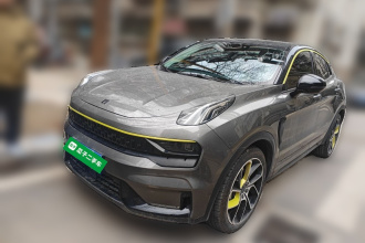 领克05 2022款 2.0TD 两驱耀Halo 撞色轮毂版