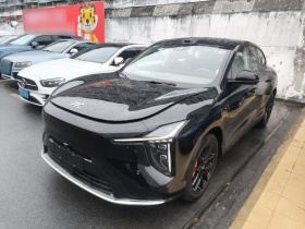 智己汽车 智己LS6 2026款 增程 66 Max+