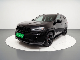 Jeep 大指挥官PHEV 2022款 2.0T 插电混动版