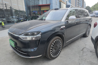 鸿蒙智行 问界M9 2025款 增程 Ultra版 52kWh 6座版 (192线激光雷达）