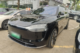 鸿蒙智行 问界M9 2024款 增程 Ultra版 42kWh 6座版