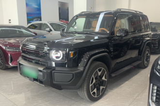 iCAR V27 2026款 200KM四驱猎鹰500