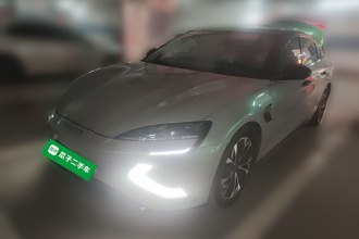 比亚迪 海豹 2022款 550km 标准续航后驱版尊贵型
