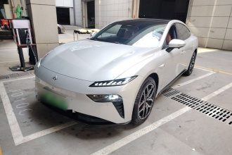 东风奕派 eπ007 2025款 纯电 565四驱Max领航版
