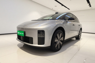 理想汽车 理想i6 2025款 四驱标准版