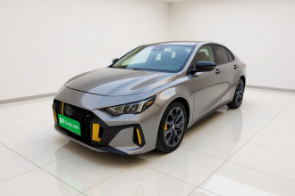 广汽传祺 影豹 2021款 270T DCT J15版