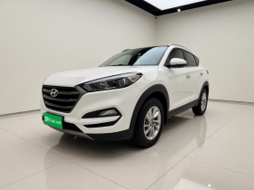 现代 途胜 2015款 2.0L 自动两驱智能型