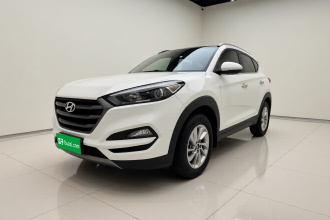 现代 途胜 2015款 2.0L 自动两驱智能型