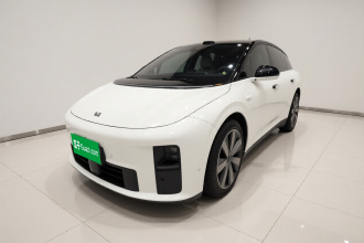 理想汽车 理想i6 2025款 四驱标准版