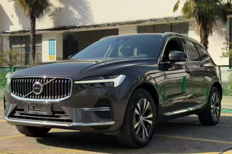 沃尔沃XC60 2024款 B5 四驱智逸豪华版