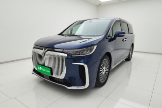 岚图汽车 岚图梦想家 2025款 PHEV 四驱旗舰鲲鹏版