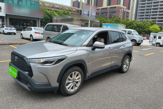 丰田 卡罗拉锐放 2024款 2.0L 先锋版