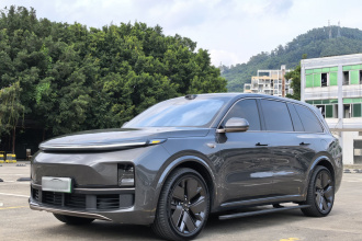 理想汽车 理想L9 2025款 Ultra 智能焕新版