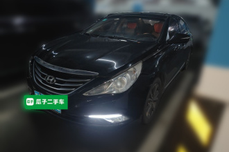 现代 索纳塔 2015款 经典 2.0L 自动豪华版