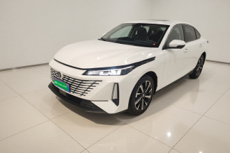 长安 逸动 2025款 蓝鲸 1.5T 500Bar尊贵型