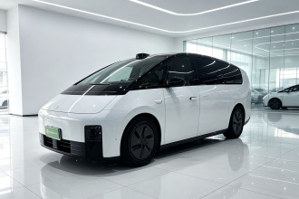 理想汽车 理想MEGA 2024款 Ultra