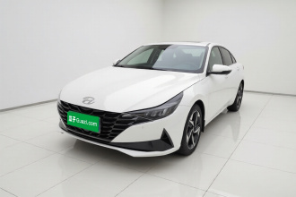 现代 伊兰特 2022款 1.5L CVT LUX尊贵版