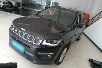 Jeep 指南者 2019款 200T 自动典尚版