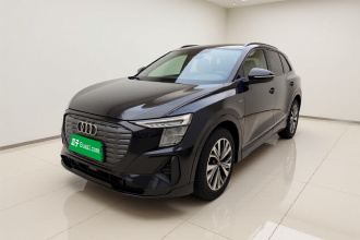 奥迪Q5 e-tron 2023款 40 e-tron 闪耀型 机甲套装