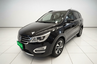 宝骏560 2015款 1.8L 手动豪华型
