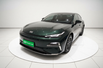 吉利银河 银河星耀8 2025款 130km EM-i 尊享版