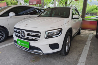 奔驰GLB 2023款 GLB 200 动感型