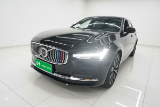 沃尔沃S90 2024款 B5 智远豪华版