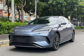 比亚迪 海豹 2023款 DM-i 1.5T 121km 尊荣型