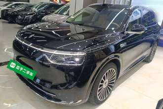 鸿蒙智行 问界M8 2025款 纯电 Ultra 六座四驱版 (192线激光雷达）