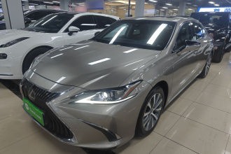 雷克萨斯ES 2018款 200 卓越版 国V