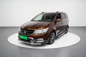 宝骏730 2016款 1.5L 手动舒适型 7座 国V