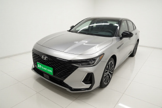 奇瑞 艾瑞泽8 2022款 1.6T DCT尚