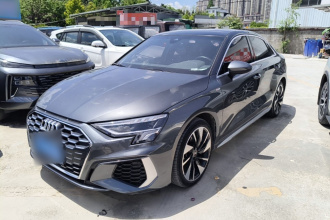 奥迪A3 2023款 改款 A3L Limousine 35 TFSI 时尚运动型