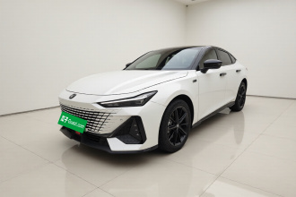 长安UNI-V 智电iDD 2023款  智电iDD 1.5T 113km智趣型