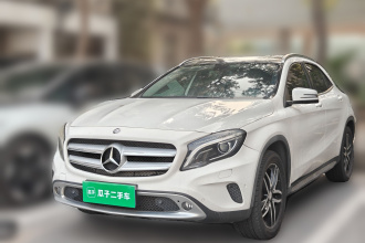 奔驰GLA 2015款 GLA 220 4MATIC 时尚型