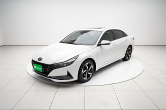 现代 伊兰特 2022款 1.5L CVT LUX尊贵版
