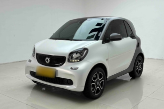 smart fortwo 2019款 0.9T 66千瓦硬顶风擎版 国VI