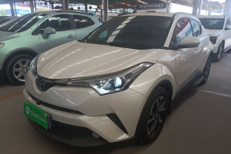 丰田C-HR 2018款 2.0L 领先天窗版 国VI