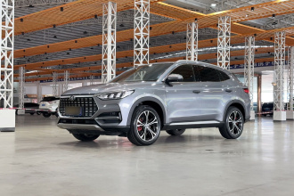 比亚迪 宋PLUS 2020款 1.5T 自动旗舰型