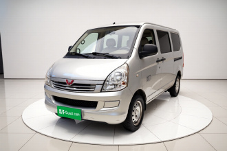 五菱汽车 五菱荣光S 2021款 1.2L基本型7座LSI