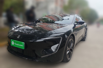 阿维塔12 2024款 改款 700 三激光后驱奢享版