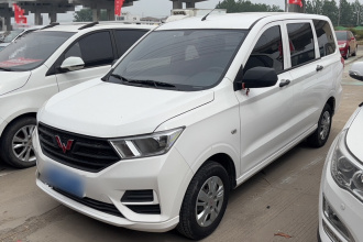 五菱汽车 五菱宏光 2021款 改款1.5L S基本型 电动助力LAR