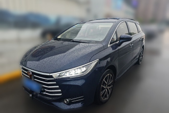 比亚迪 宋MAX 2018款 1.5T 自动智联豪华型 6座