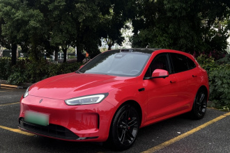 鸿蒙智行 问界M5 2025款 增程   Ultra 四驱版