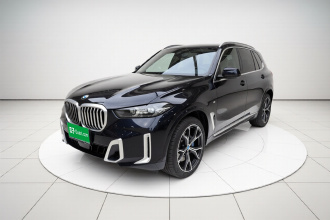 宝马X5 2023款 xDrive 30Li 尊享型M运动套装