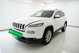 Jeep 自由光 2016款 2.4L 领先智能版